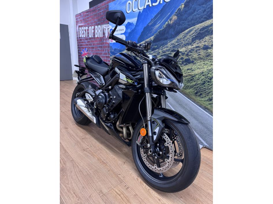 TRIUMPH STREET TRIPLE 765 RS
