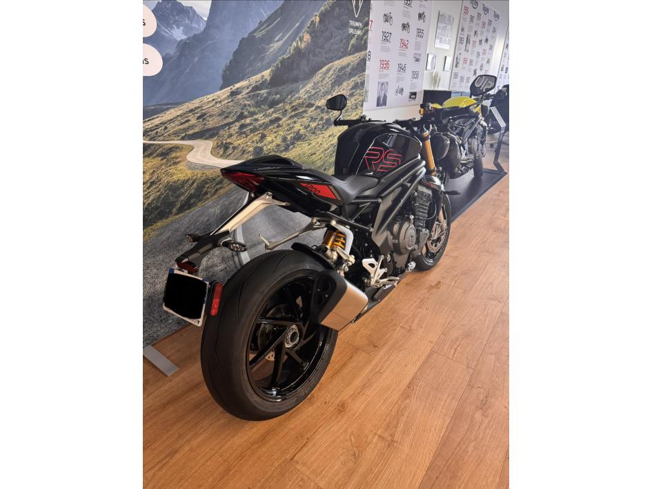 TRIUMPH SPEED TRIPLE 1200 RS