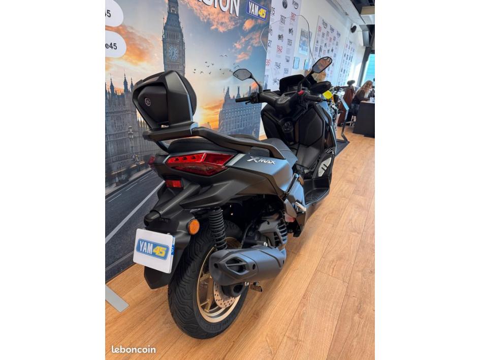 YAMAHA XMAX 125 TECH MAX