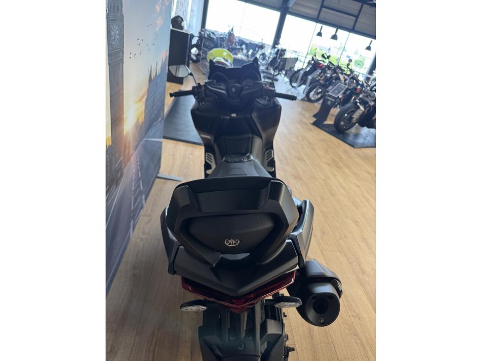 YAMAHA XP T-MAX 560
