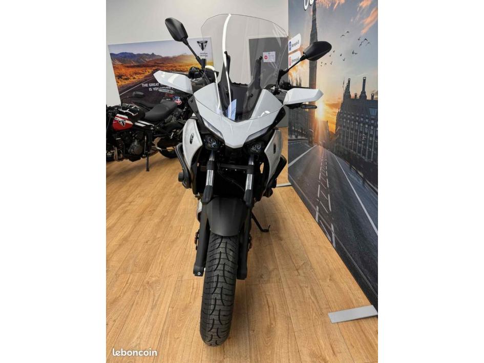 YAMAHA TRACER 7 full