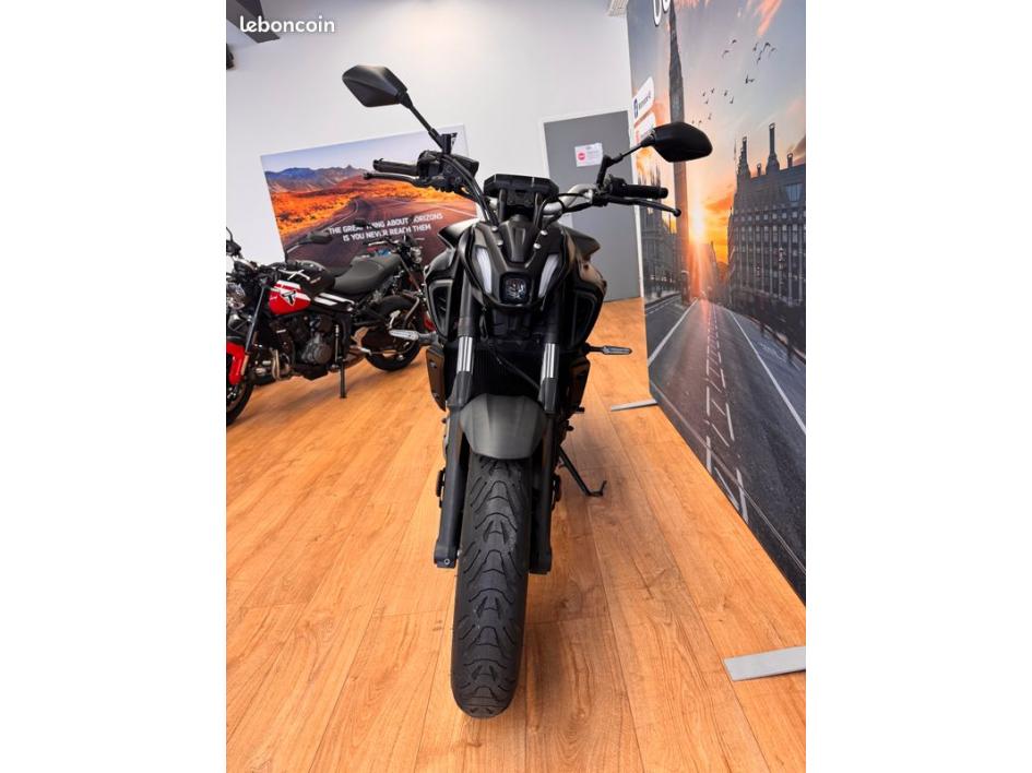 YAMAHA MT-07 (47.5CV)