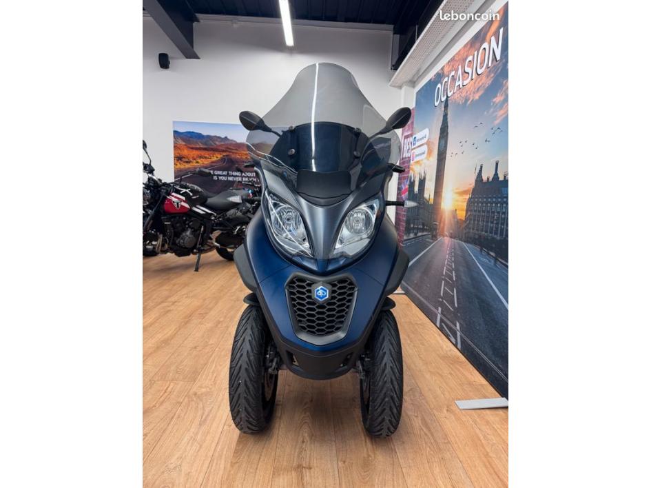 PIAGGIO MP3 500